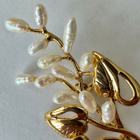 Signed Duri©️Freshwater Pearl Brooch - Picture 14 of 16